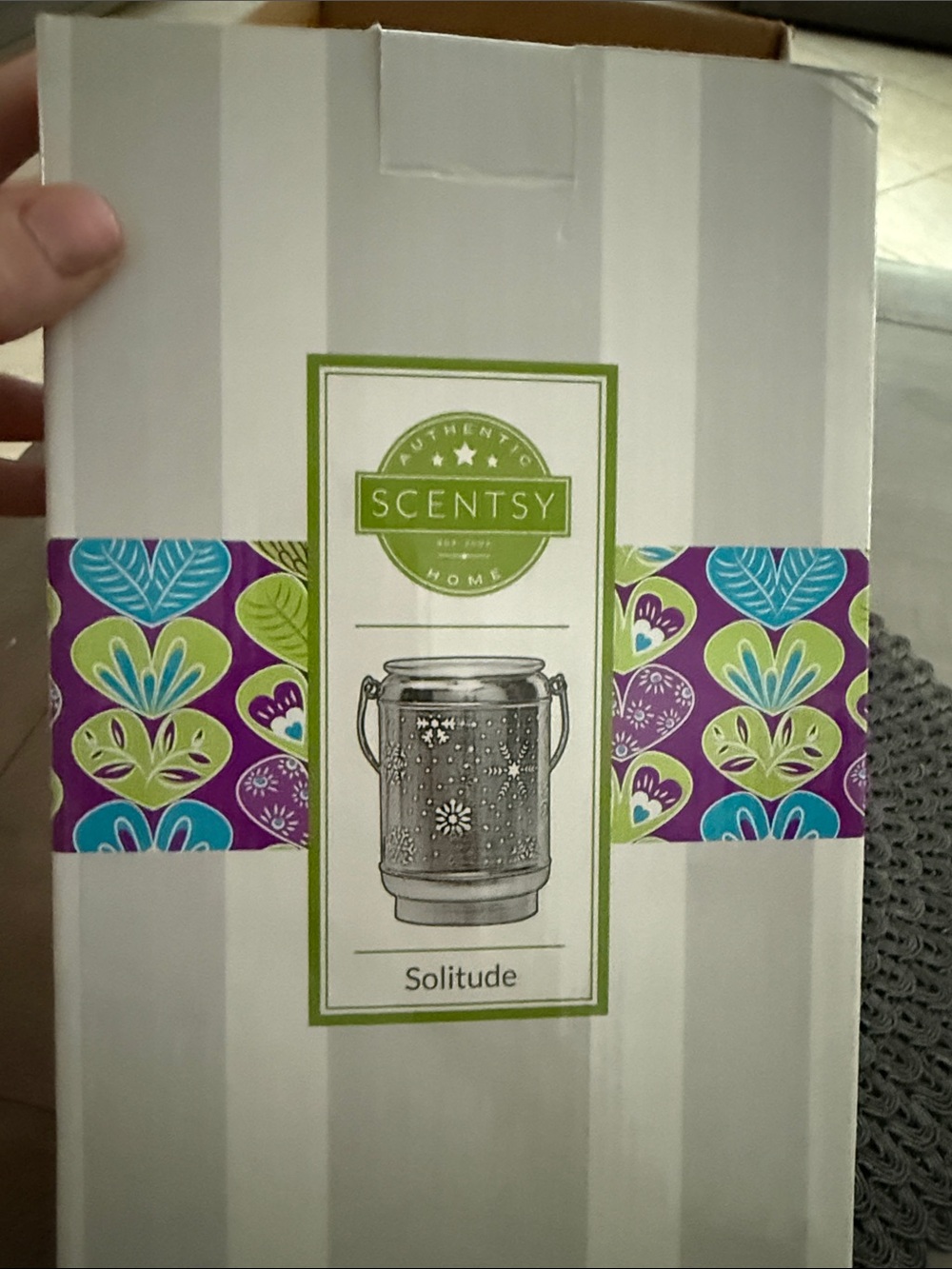 Scentsy Solitude Warmer — Silver with Snowflake CutOuts